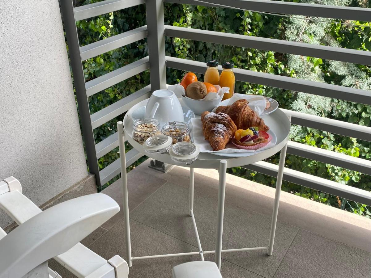 B&B Warmup Grosseto - Parcheggio Incluso Nella Corte Interna 外观 照片